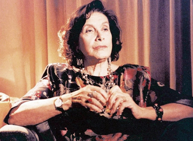 ΝΕΛΛΗ ΑΓΓΕΛΙΔΟΥ