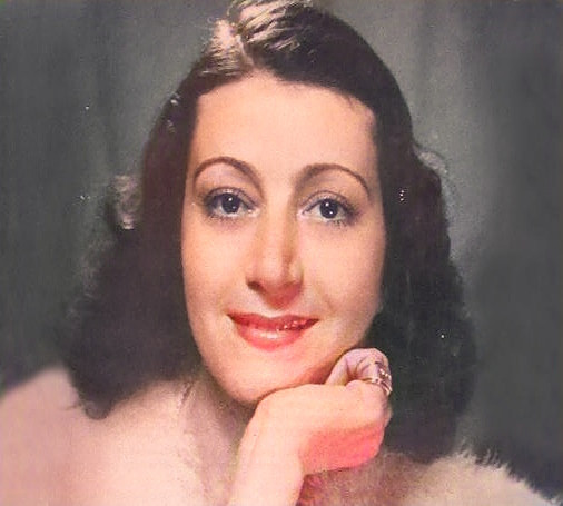 ΕΛΕΝΗ ΠΑΠΑΔΑΚΗ